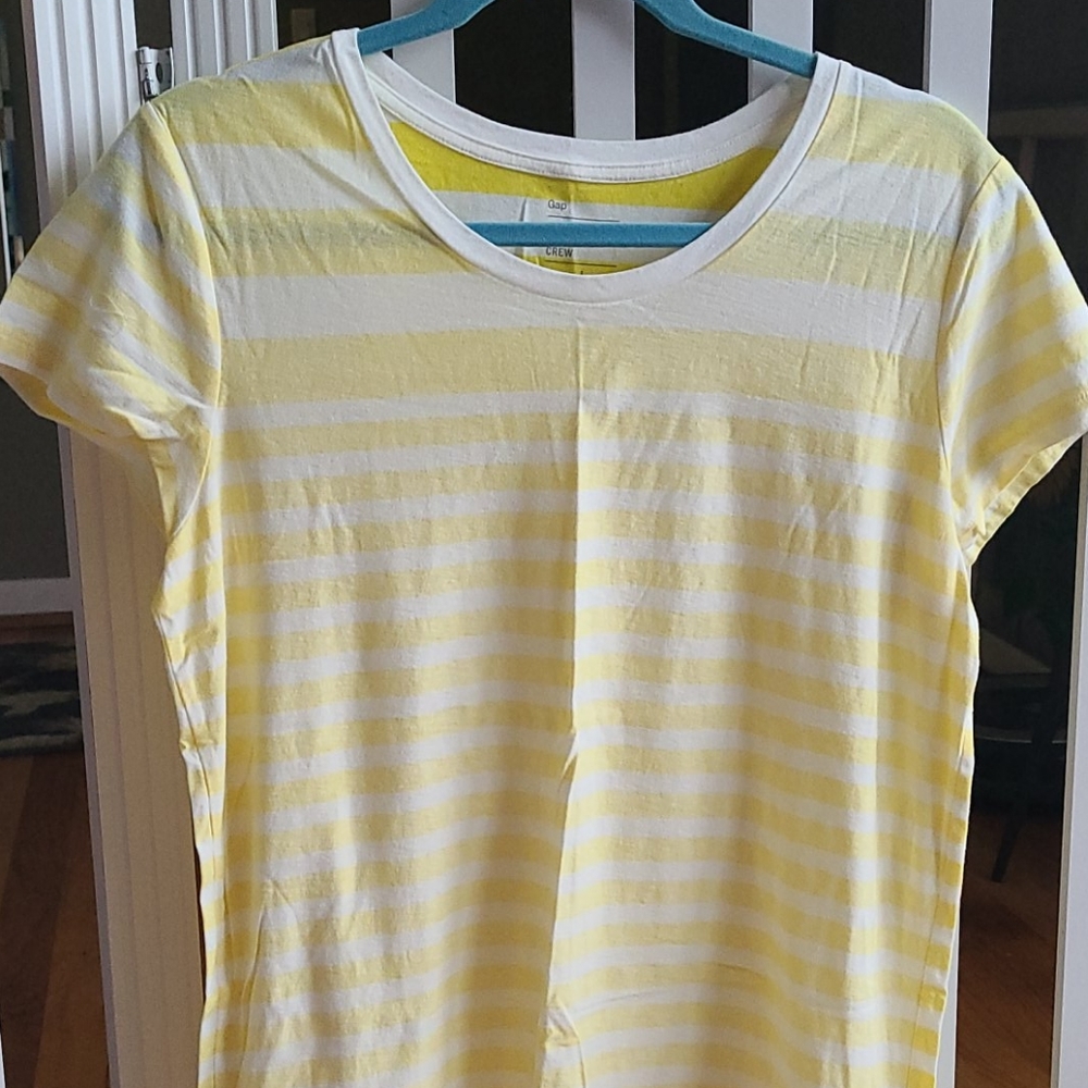GAP soft t shirt nearly new